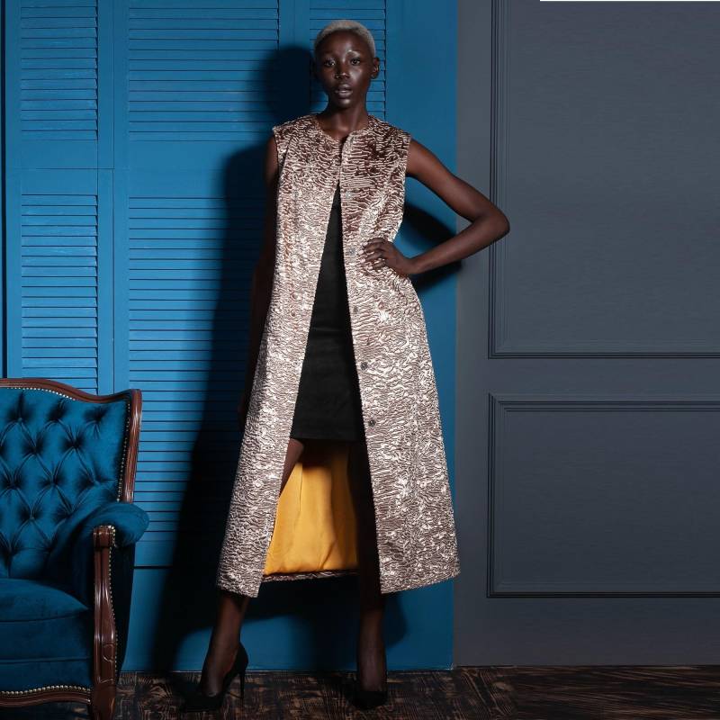 Pelzweste - Lange Beige Weste Knöchellange Umweltfreundliche Mode Vintage Kunstpelzweste Damenweste von furamur