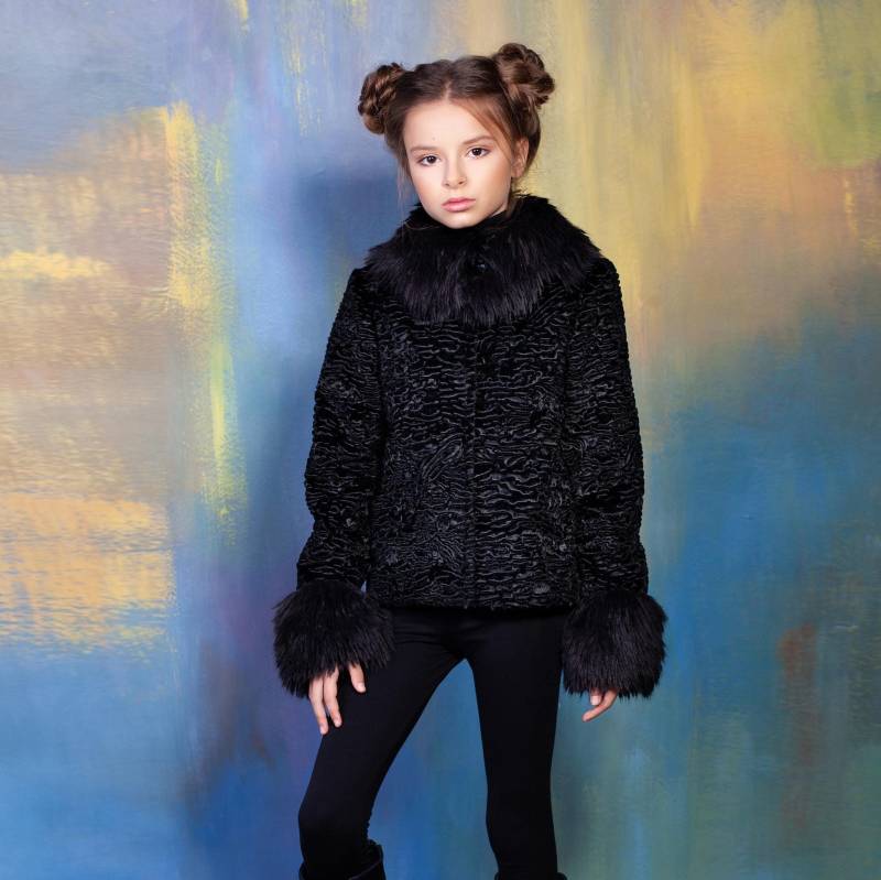 Kindermantel - Kinder Wintermantel Schwarzer Öko Pelz Astrachan, Handgefertigt von furamur
