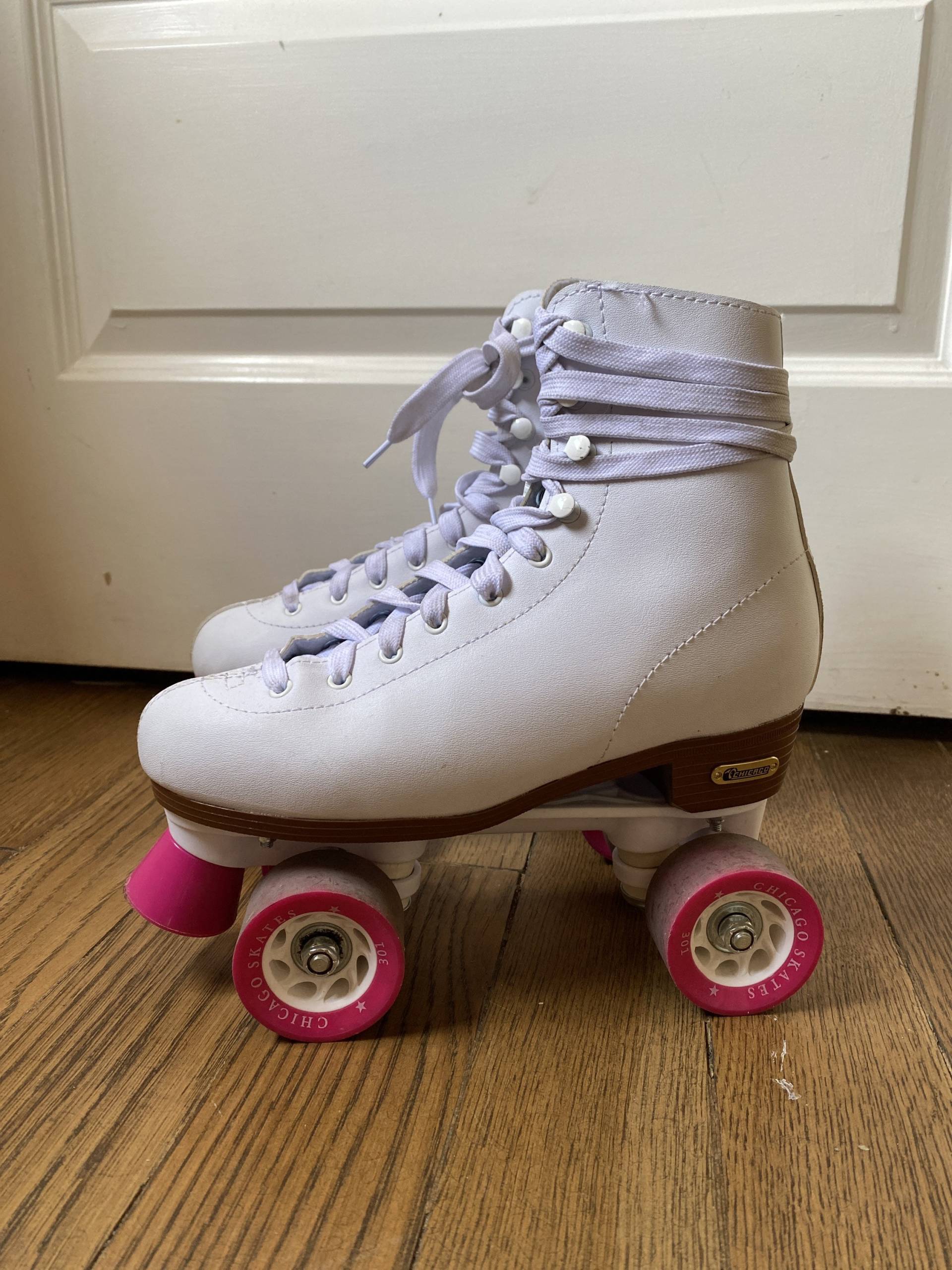Vintage Damen 7 Chicago Skates Weiß Hohe Stiefel Fußstütze Rosa Räder Trend Roller Derby Quads Schnürung Leder Classic Dance Party von furhatguild