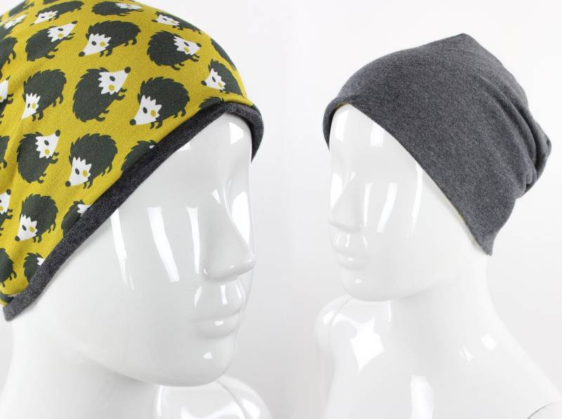 Beanie Zum Wenden Gelb Anthrazit Mit Igeln von fuxandfriends