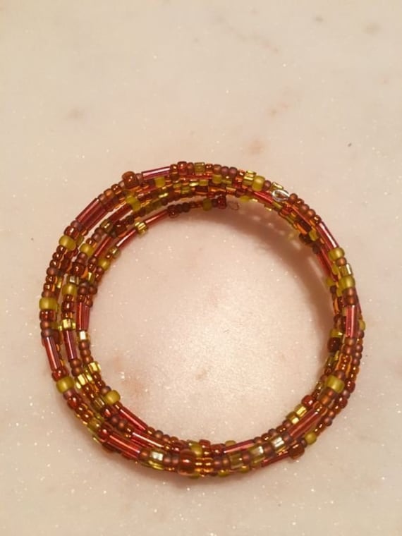 Rotes, Lila Und Grünes Memory Wire Armband Rotes, Lila Und Grünes Memory Wire Armband von galejohnston