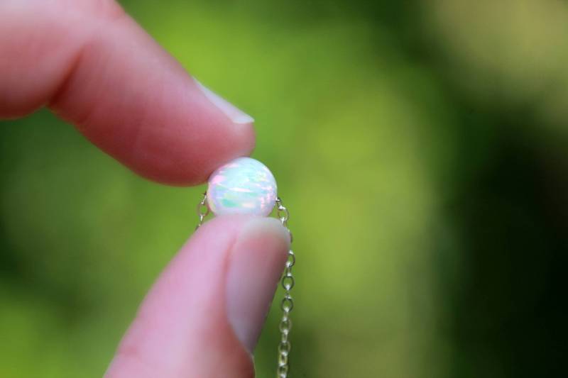 Opal Bead Necklace - Oktober Schmuck Opal Halskette 8mm Rosa Gold, Gelbgold, Silber Rose Gold von galwaydesigns