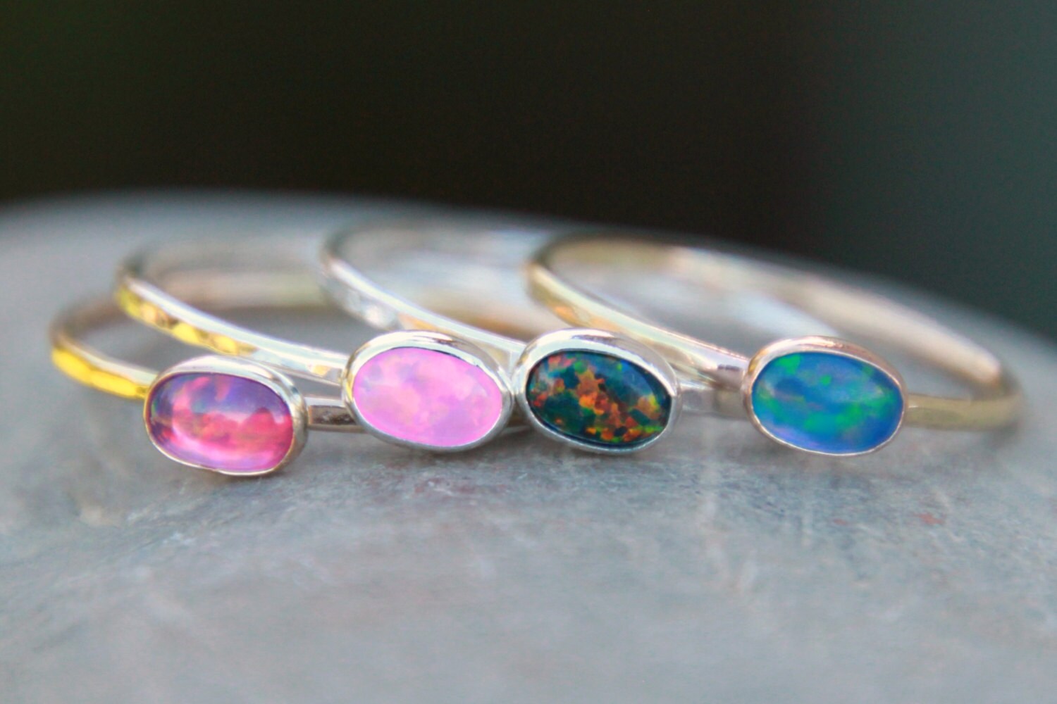 Silber Oval Opal Ring - Opal Edelstein Oktober Geburtsstein Stapelring von galwaydesigns