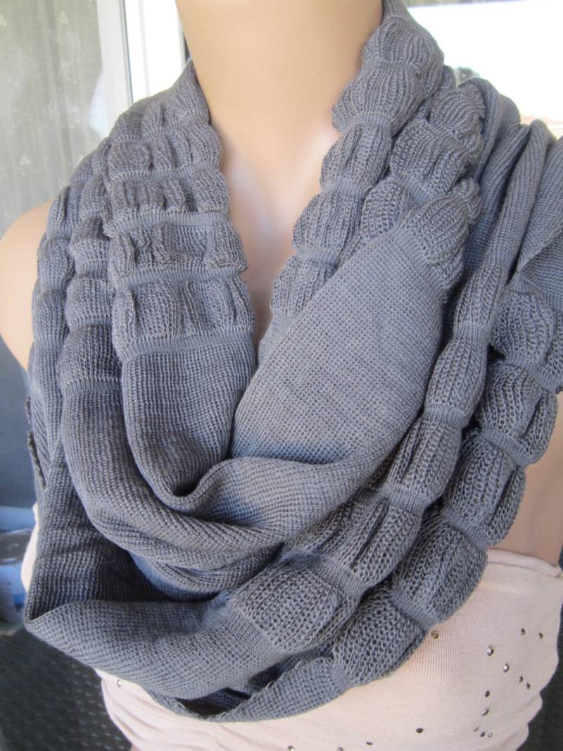 Grau Stricken Männer Schal, Mode, Zubehör von gameofscarves