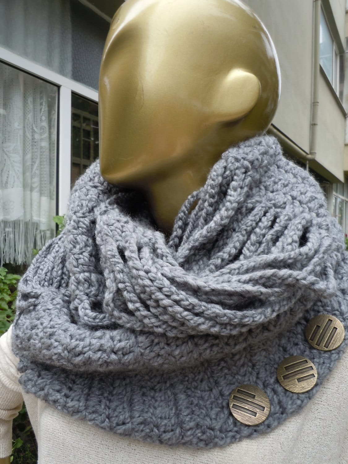 Graue Infinity Schals Chunky Strickschal Winterschal Herrenschal Rundschal Beige Für Sie von gameofscarves
