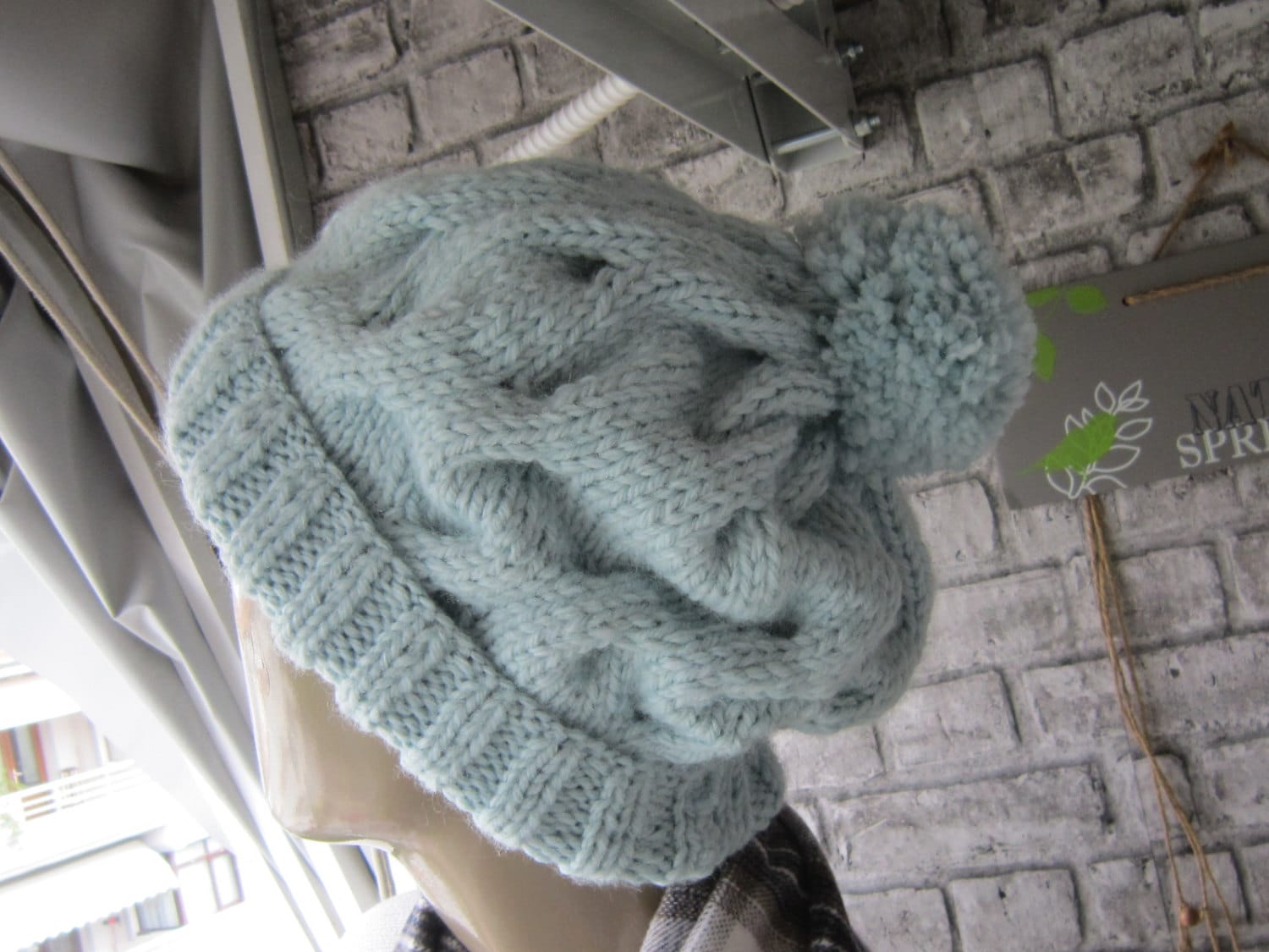 Mint Blau Slouchy Mütze, Frauen Strickmütze, Beanie, Pom Wintermütze, Stricken Winter Accessoires, Geschenk Chunky Knit Mützen Mint Blau Slouchy Mütze, Frauen Strickmütze, Beanie, Pom Wintermütze, Stricken Winter Accessoires, Geschenk Chunky Knit Mützen von gameofscarves