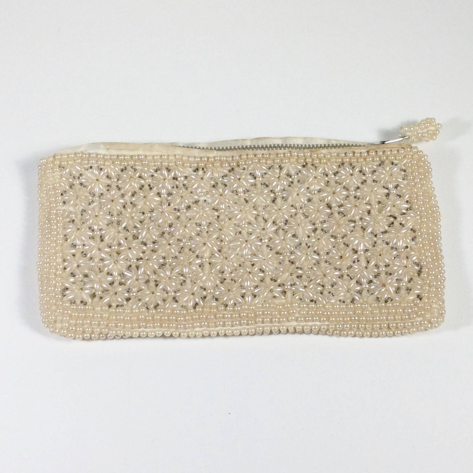 Hand Made in Japan Silber Craft Perlen Clutch Vintage 1920Er Jahre Hand Made in Japan Silber Craft Perlen Clutch Vintage 1920Er Jahre von garagesale715