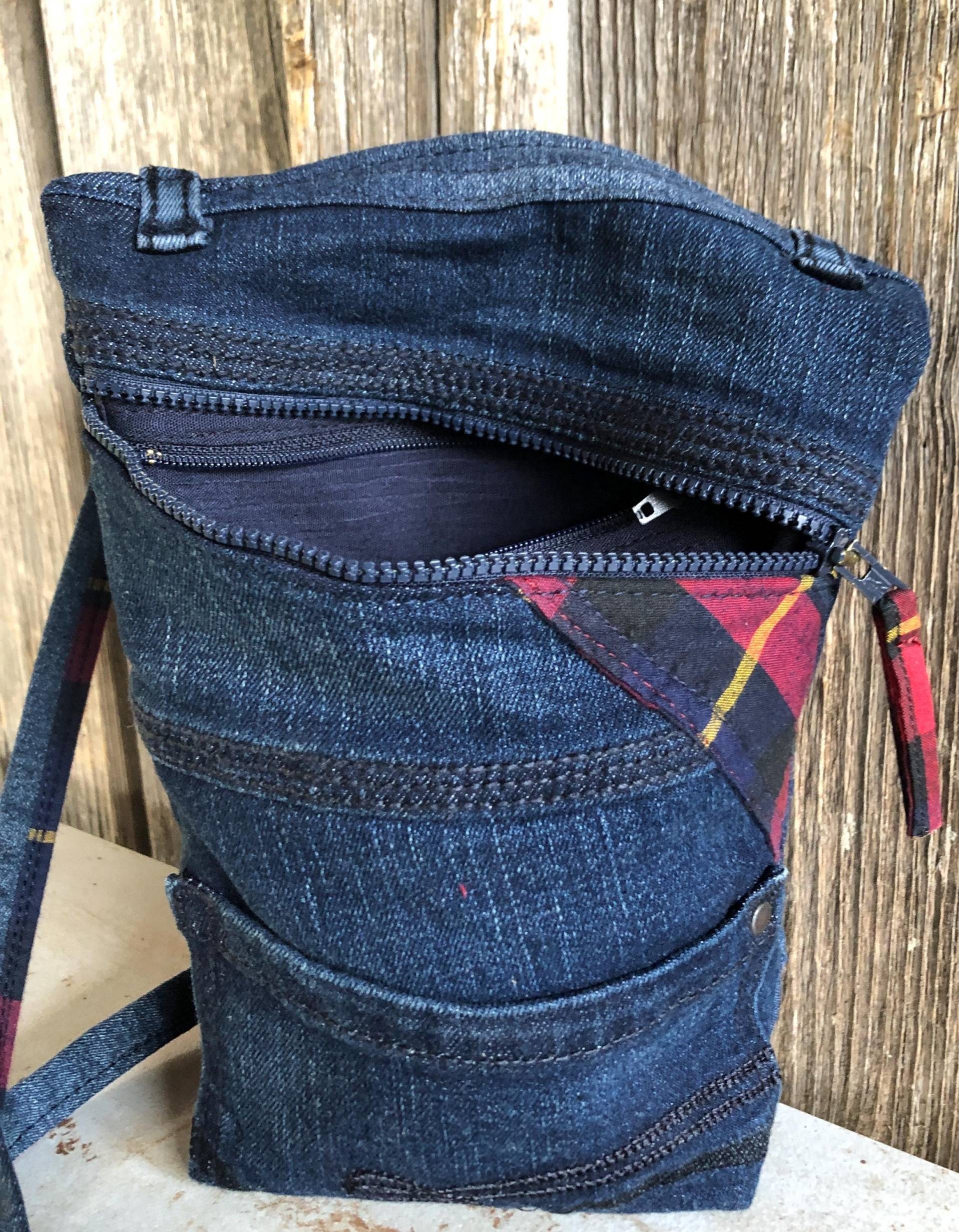 Kleine Jeans Umhängetasche Dunkelblau Kleine Jeans Umhängetasche Dunkelblau von gasani
