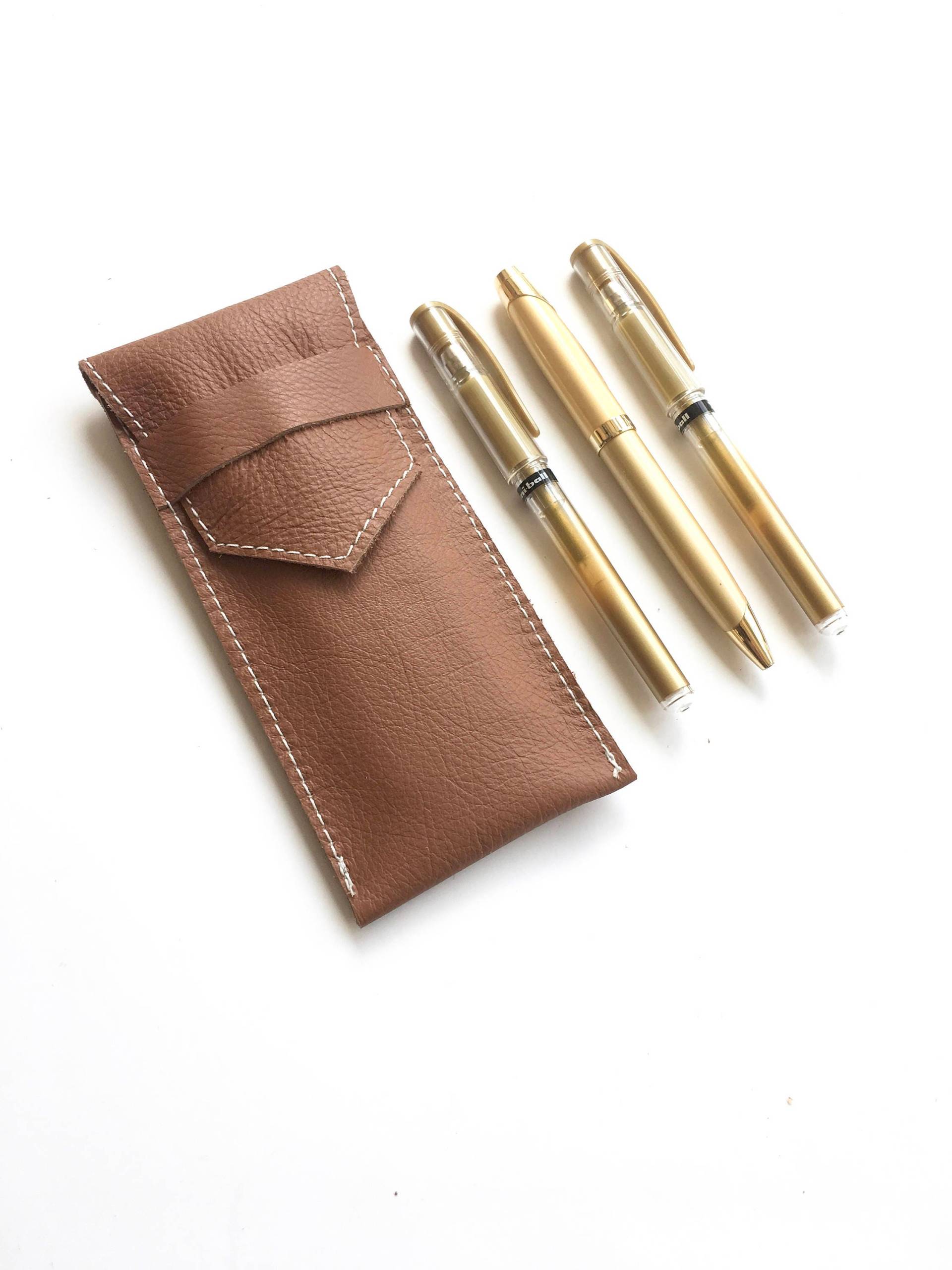 Leder Pen Tasche - Braun Füllfederhalter Case Lederstifthalter Leder Pen Tasche - Braun Füllfederhalter Case Lederstifthalter von gatheredandsown