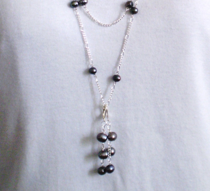 Perlen Schmuckset - Halsketten, Ohrringe, Armband & Fußkettchen in Pfau Oder Weißen An Versilberter Kette Designed For Multi-Use von gaynells