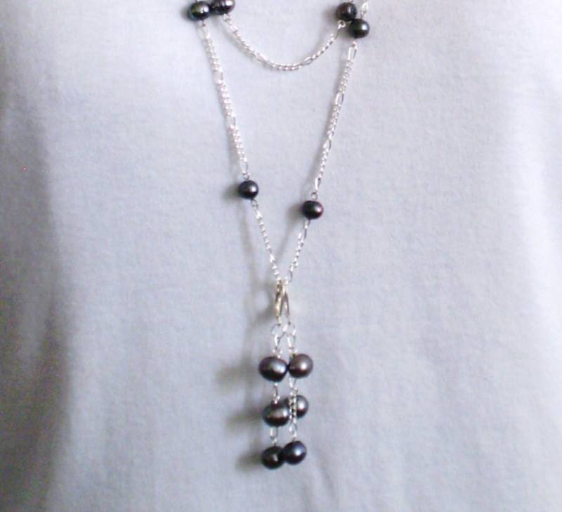 Perlen Schmuckset - Halsketten, Ohrringe, Armband & Fußkettchen in Pfau Oder Weißen An Versilberter Kette Designed For Multi-Use von gaynells