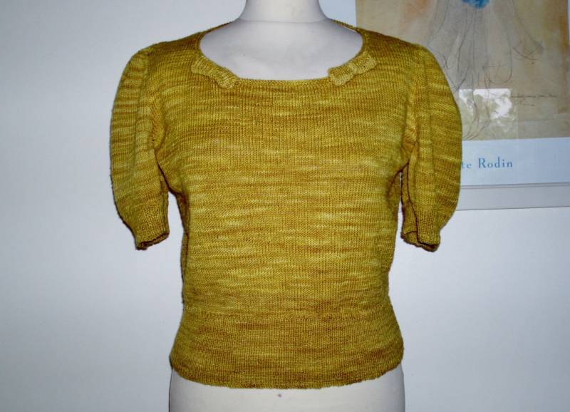 1940Er-stil Weicher Pullover/Pullover Mit Handgestrickten Schleifen. 4 Fädiges Feines Qualitätsgarn. Größe 14 Us 10 von gayretro