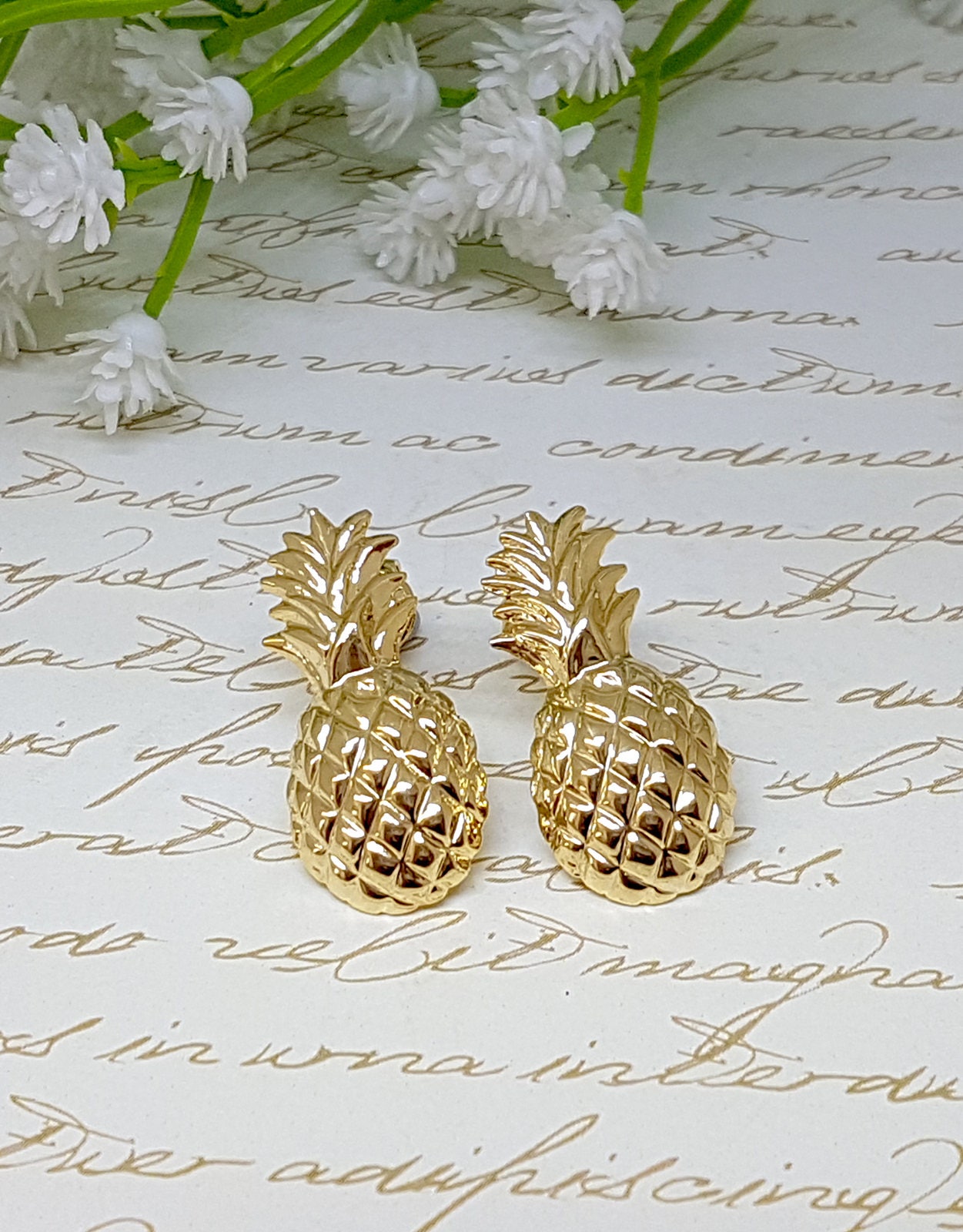 Ananas Ohrstecker, Ohrringe, Gold Sommer Zierliche Minimalist Ohrstecker Ananas Ohrstecker, Ohrringe, Gold Sommer Zierliche Minimalist Ohrstecker von gazellejewelry
