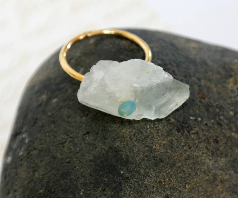 Boho Edelstein Schmuck, Fluorit Ring, Rohstein Statement Mintgrün Kristall Quarz Geschenk Für Sie von gazellejewelry