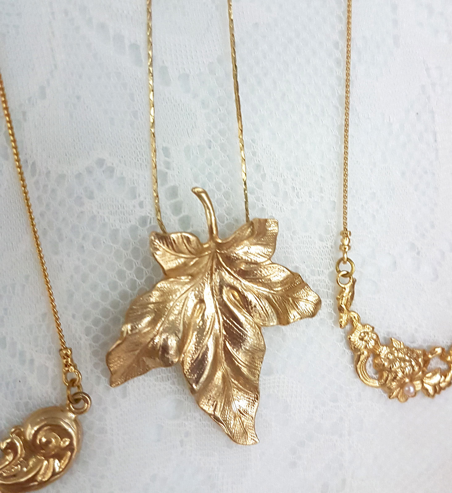 Boho Goldblatt Halskette, Geschenk Für Sie, Goldschmuck, Blatt Blattanhänger Waldschmuck, Halskette Boho Goldblatt Halskette, Geschenk Für Sie, Goldschmuck, Blatt Blattanhänger Waldschmuck, Halskette von gazellejewelry