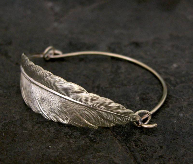 Feder Armband, Armreif, Silber Brautjungfer Schmuck von gazellejewelry