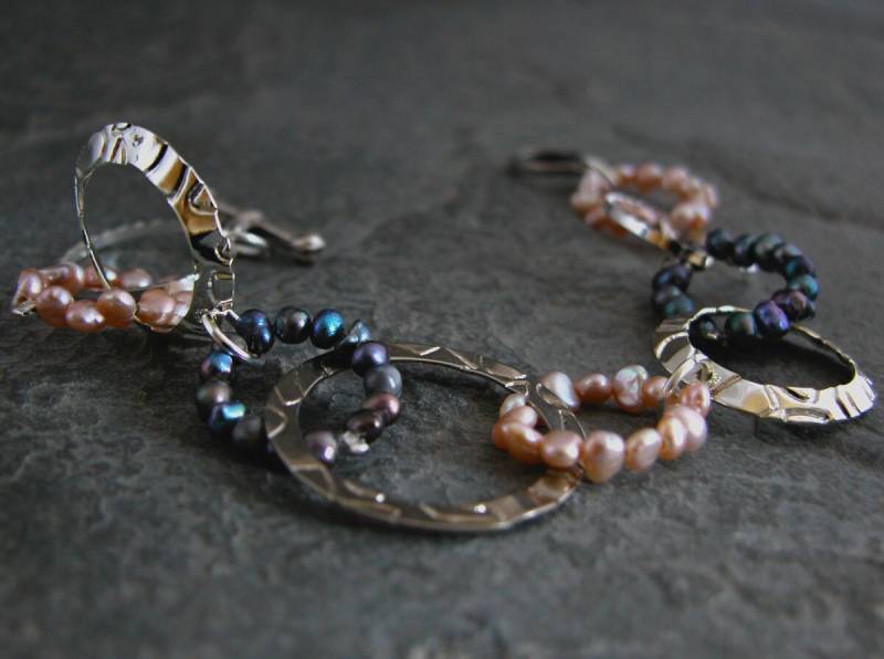 Frauen Mutter Geschenk, Perle Silber Hoop Armband Handmade Für Hochzeits - Und Verlobungsfeiern von gazellejewelry