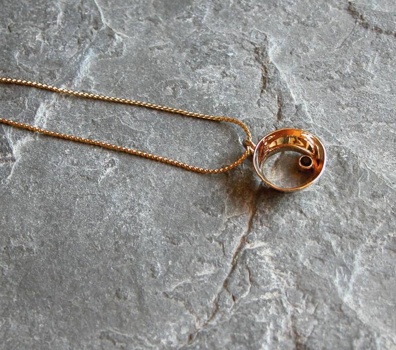 Geschenk Für Sie, Onyx Schwarz Halskette, Gold Handgemachter Schmuck, Einfache Alltägliche Edelstein Halskette von gazellejewelry