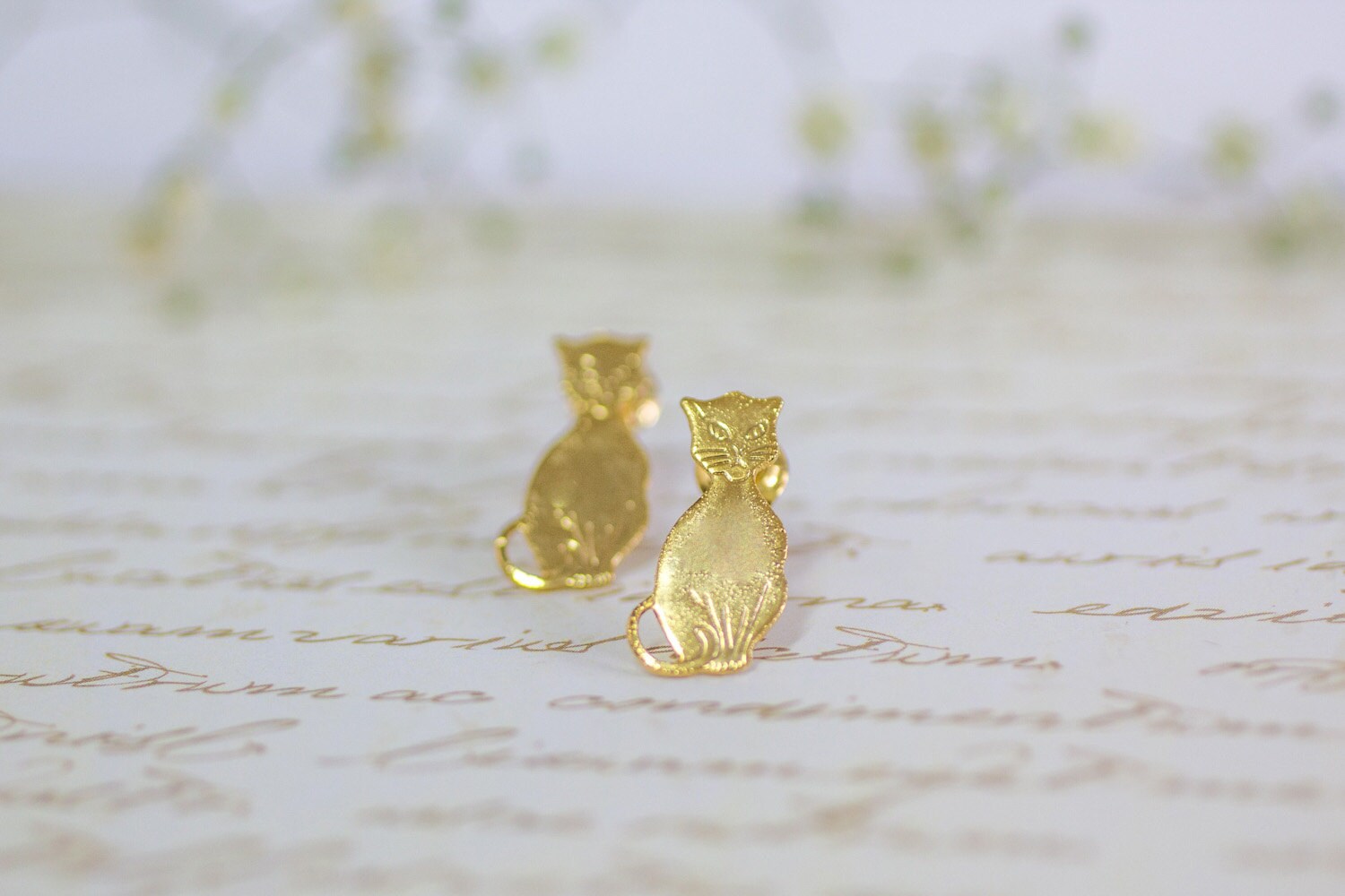 Ohrstecker Gold Katze Ohrringe, Süße Halloween Zubehör, Tier Schmuck, Ohrringe Ohrstecker Gold Katze Ohrringe, Süße Halloween Zubehör, Tier Schmuck, Ohrringe von gazellejewelry