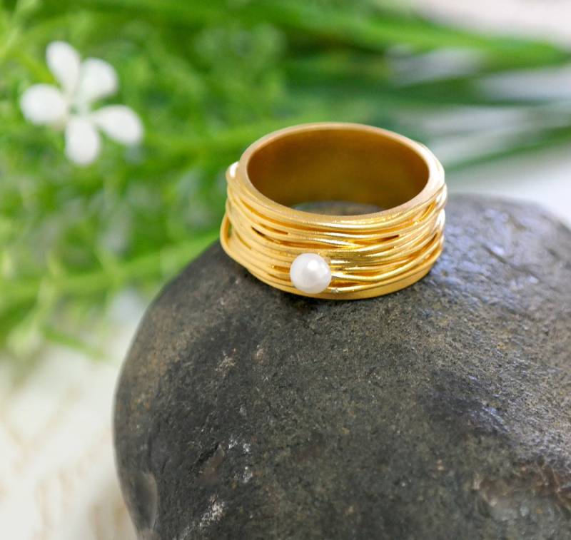 Zweig Verlobungsring, Gold Perle Ring, Schmuck, Wire Wrapped Band, Birthstone Juni Ring von gazellejewelry