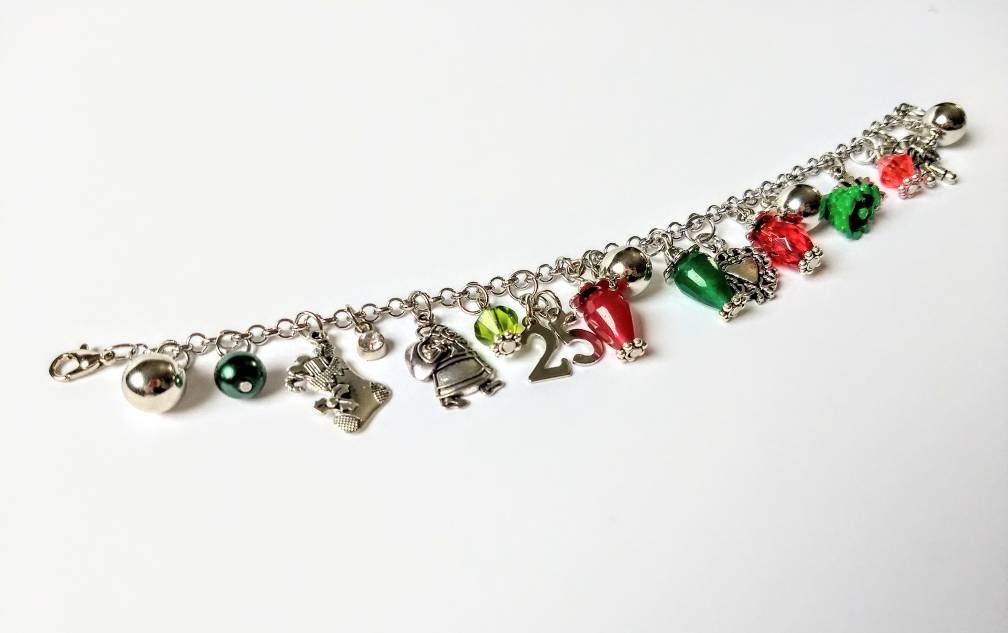 Weihnachts-Bettelarmband Antik Silber Abdruckspreis Weihnachts-Bettelarmband Antik Silber Abdruckspreis von geekiecraftie