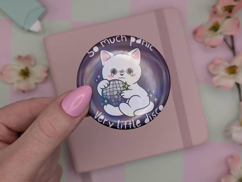 So Viel Panic, Sehr Kleine Disco Katze Button Kawaii Meme, Holo Regenbogen Effekt von geekyfeels