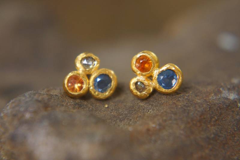 24 K Massives Gold //Orange Saphir & Diamanten //Diamant Ohrringe //Ohrstecker //Gold //24 Gold Ohrring von geffenjewelry