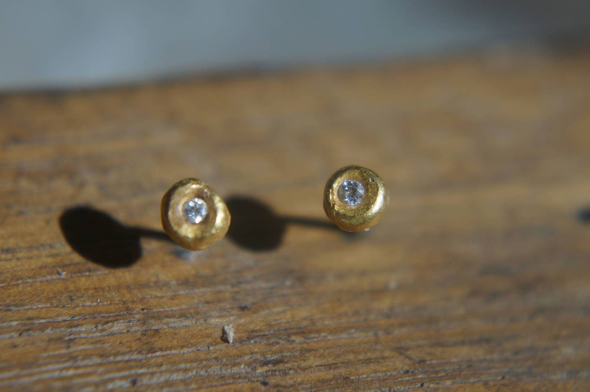 Gold Diamant Ohrstecker von geffenjewelry