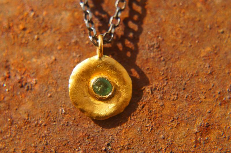 Goldanhänger//Smaragdkette//Smaragdanhänger//Goldanhänger//24K Goldanhänger//Smaragdanhänger//24K Goldkette von geffenjewelry