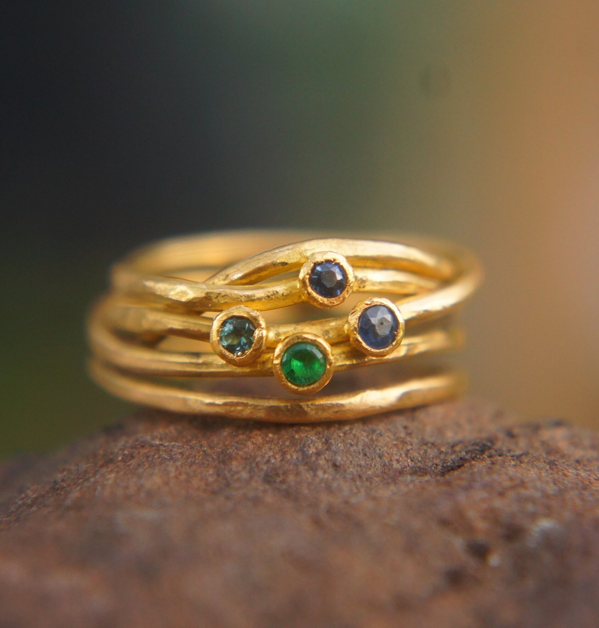 Goldring//Smaragdring//Smaragdring//Smaragdring // Unikatring 22K Goldring//Saphirring Goldring von geffenjewelry