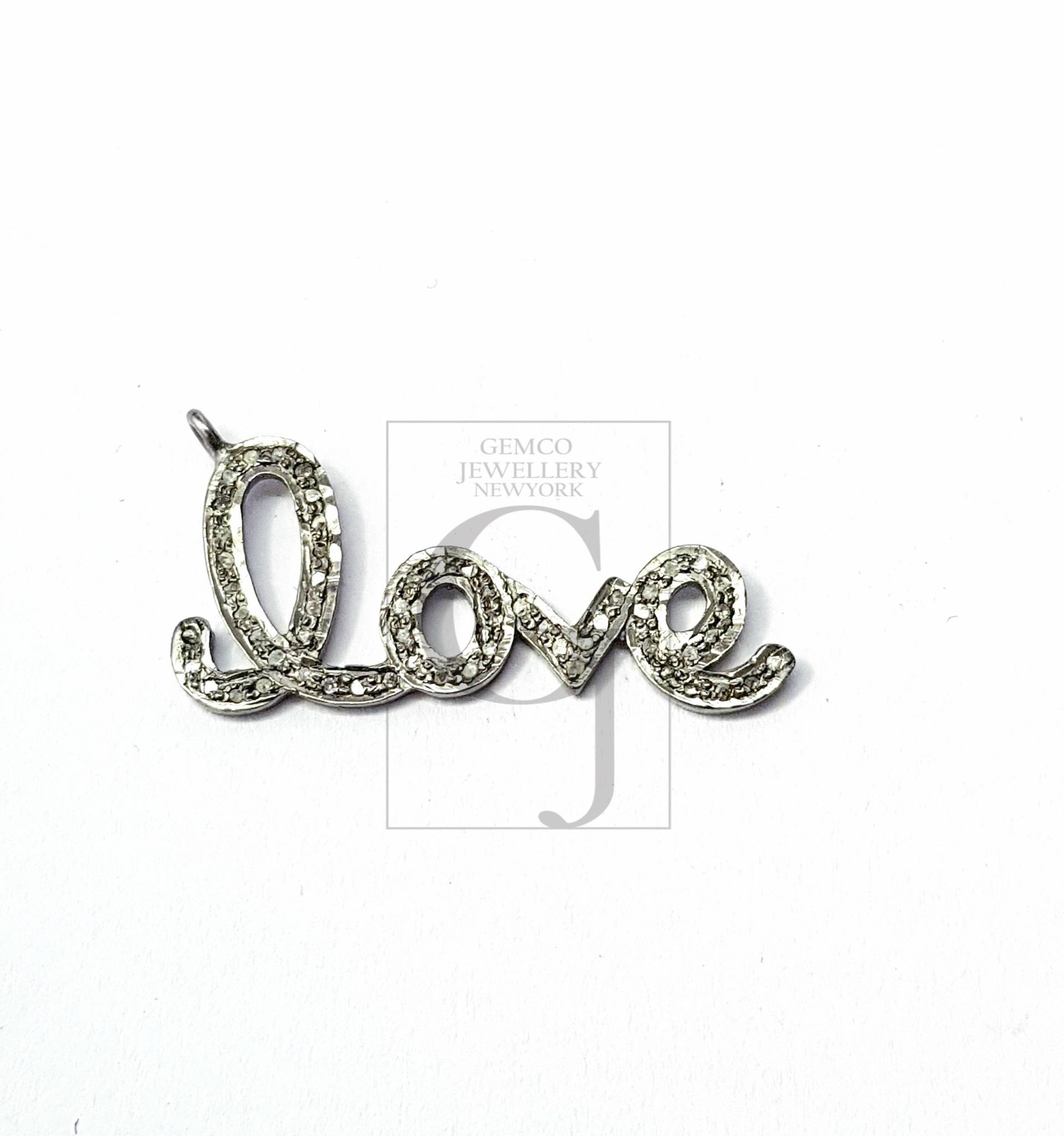 Handgefertigter Pave Diamant "Love' Anhänger 925 Sterling Silber Im Rosenschliff Design von gemcojewelrynewyork