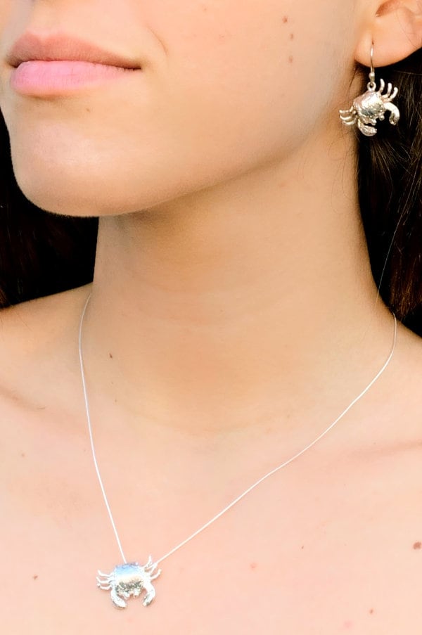 Silberner Krabbenanhänger. Silberne Krabbenkette. Krabbe. Halskette. Silberanhänger. Lustige Silberne von gemmaferran