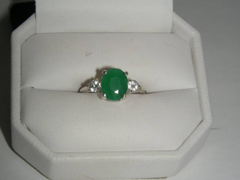 Echte Facettierte Chrysoprase Mit Weißen Zirkon Akzente in Sterling Silber Ring Größe 8 Echte Facettierte Chrysoprase Mit Weißen Zirkon Akzente in Sterling Silber Ring Größe 8 von gemnut1171