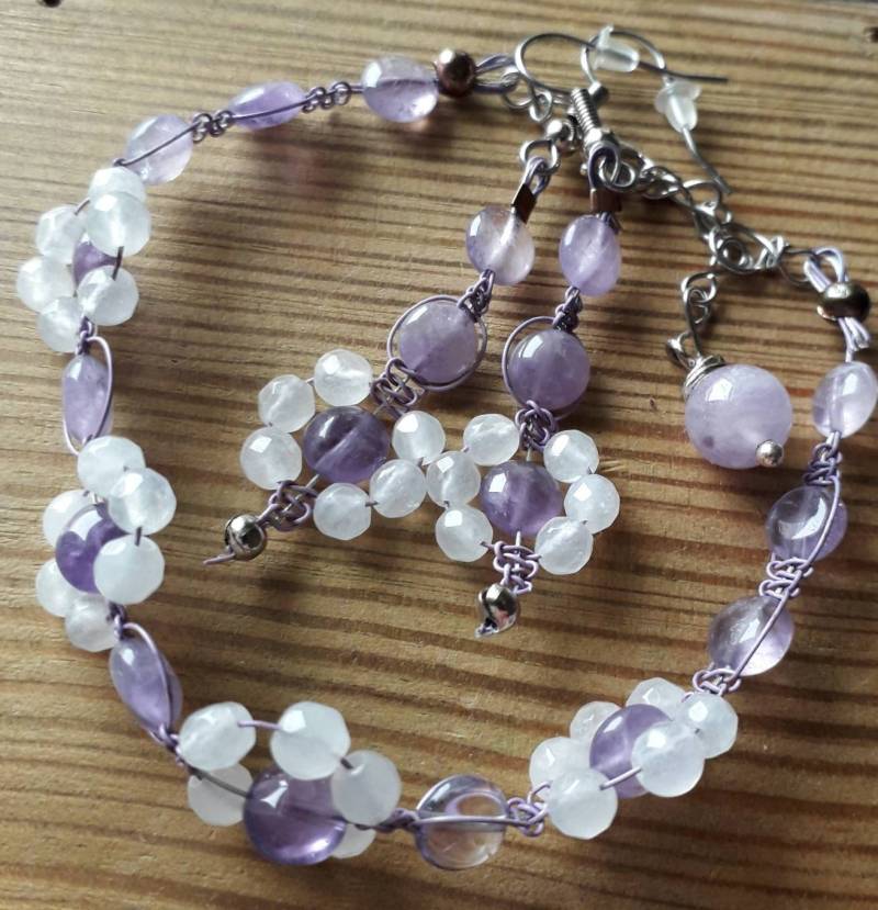 Amethyst Blume Armband Und Ohrringe, Lavendel Weißer Achat Set Zum 6 Amethyst Blume Armband Und Ohrringe, Lavendel Weißer Achat Set Zum 6 von gemsbasket