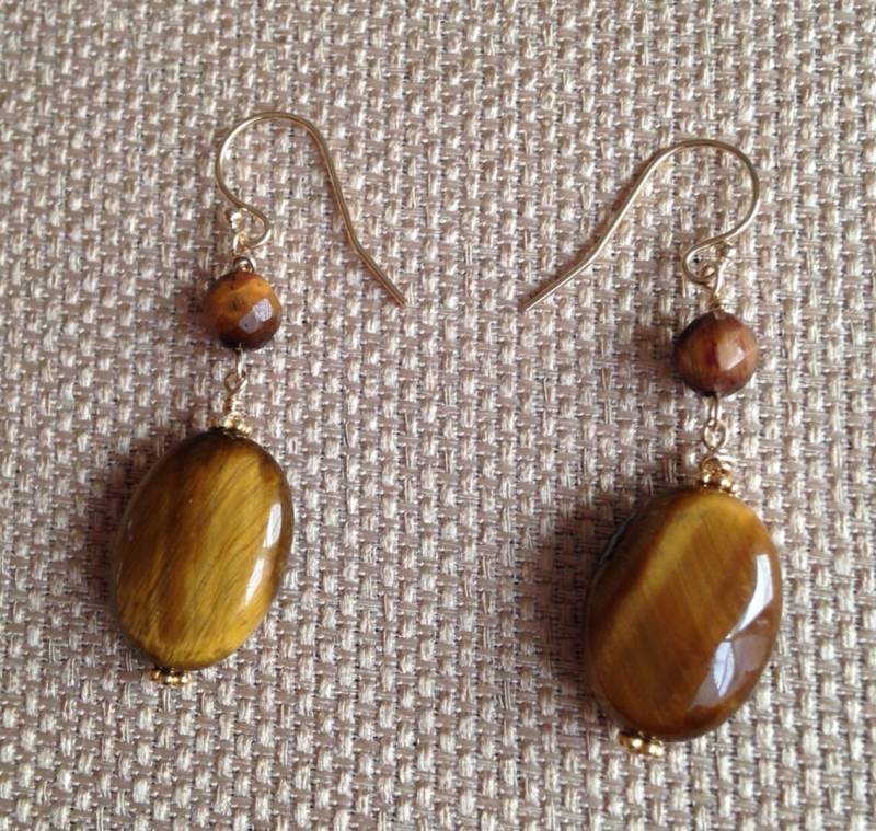 Tigerauge Ohrringe Goldene Braun 14K Gold Filled Ohrhaken Halbedelstein von gemsbytheshore