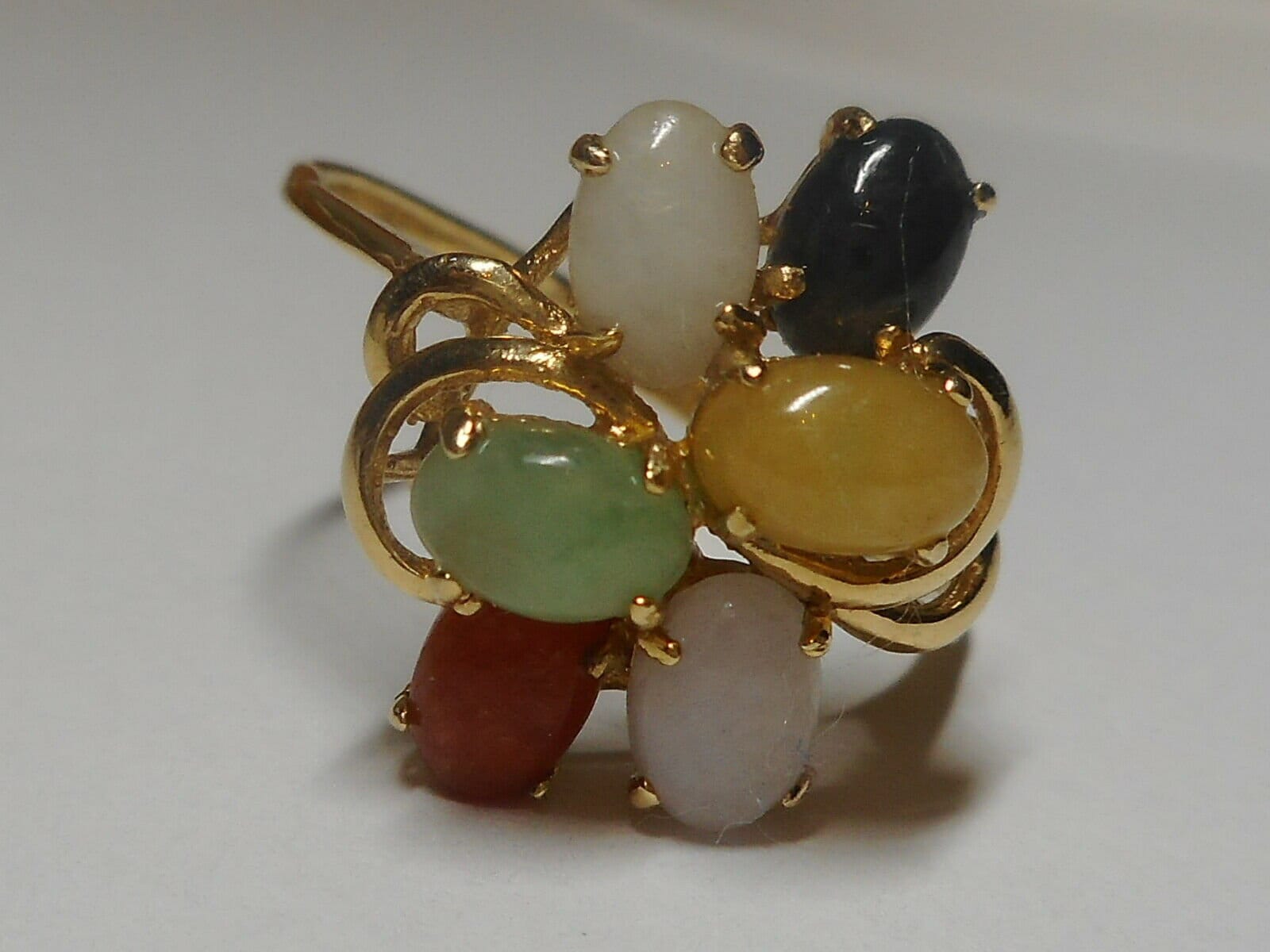 14K Größe 9 1/2 Multi Color Jadeit Edelstein Ring von gemsjewelrydiamonds