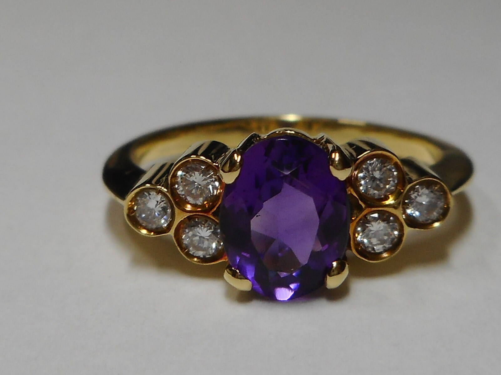 Ring Amethyst Diamant 18Kt Größe 6 3/4 von gemsjewelrydiamonds