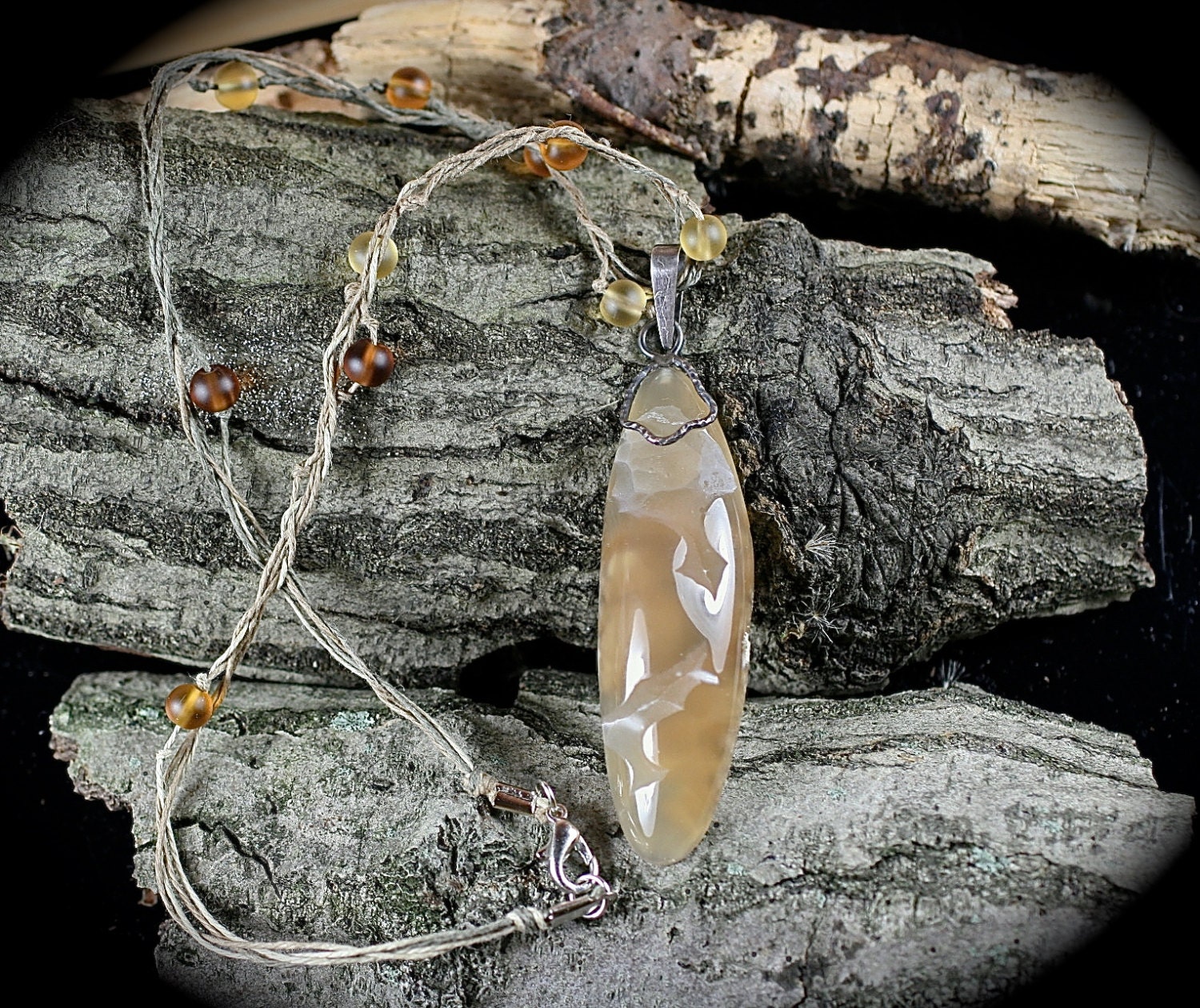 Agatisierte Koralle Anhänger/ Tampa Bay/Silberkette 66x20mm von gemsjewelryshop
