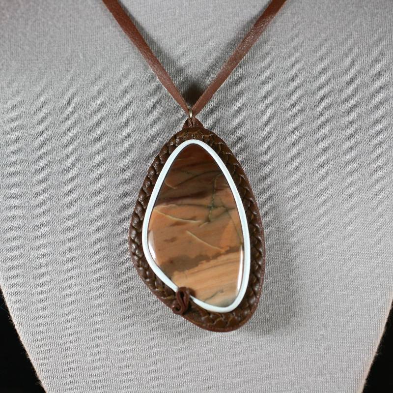 Bild Jaspis Lederkette 75x47mm Bild Jaspis Lederkette 75x47mm von gemsjewelryshop