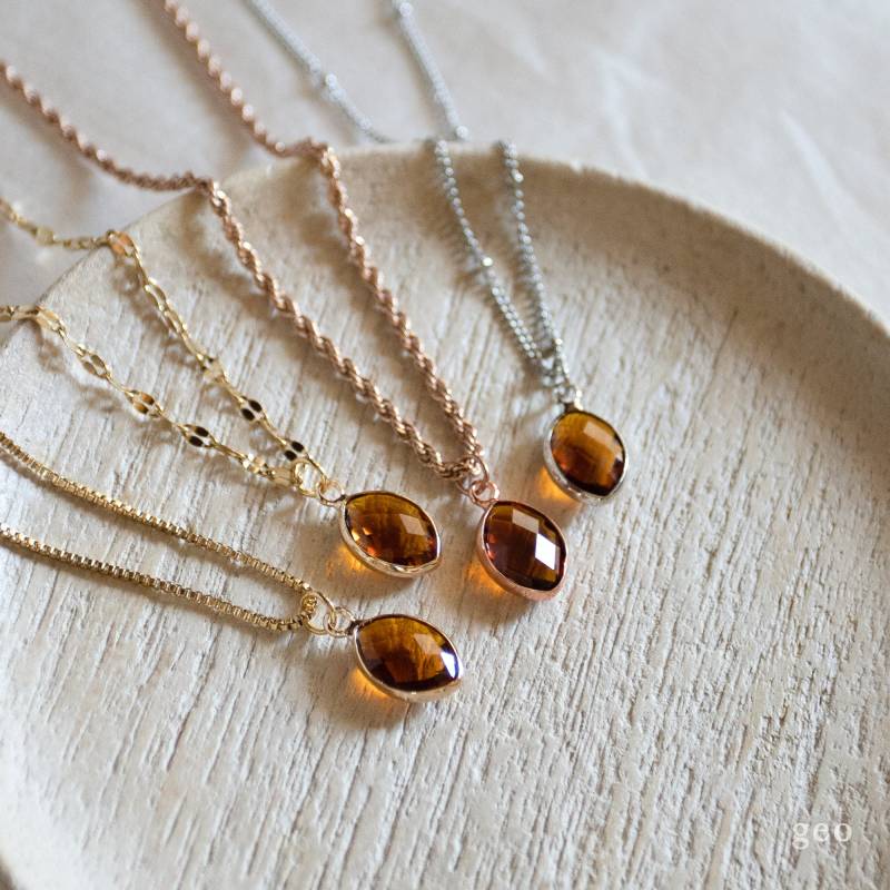 14K November Birthstone Schmuck Für Mama Personalisierte Topas Halskette Mit Initial Citrin Geburtstagsgeschenke Sie von geominimalist