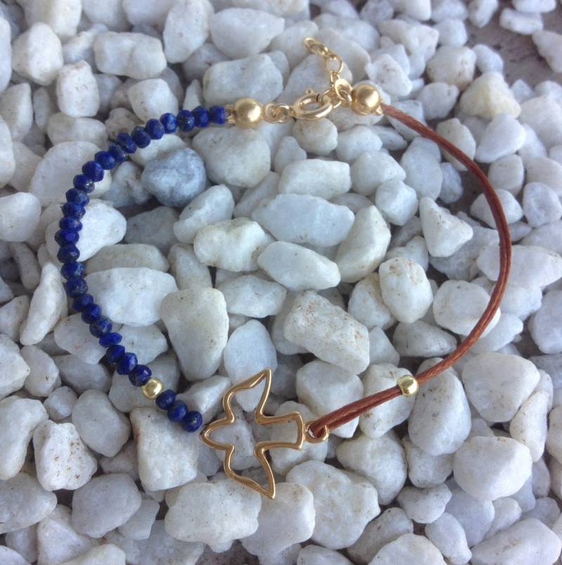 Lapis Lazulli Edelsteinarmband. Vogel-Charm-Armband. Gewachste Schnurarmband von georgiaroidou