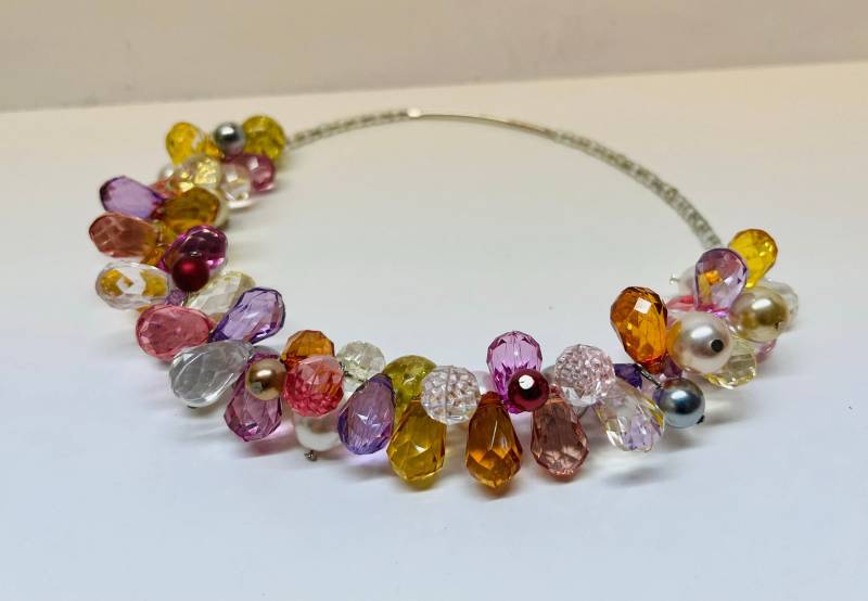 Kette, Collier, Statement Schmuck, Aus Verschiedenen Perlen, Edelstahldraht, Steckverschluß Versilbert, Länge Ca. 45 cm von gesuchtgefunden