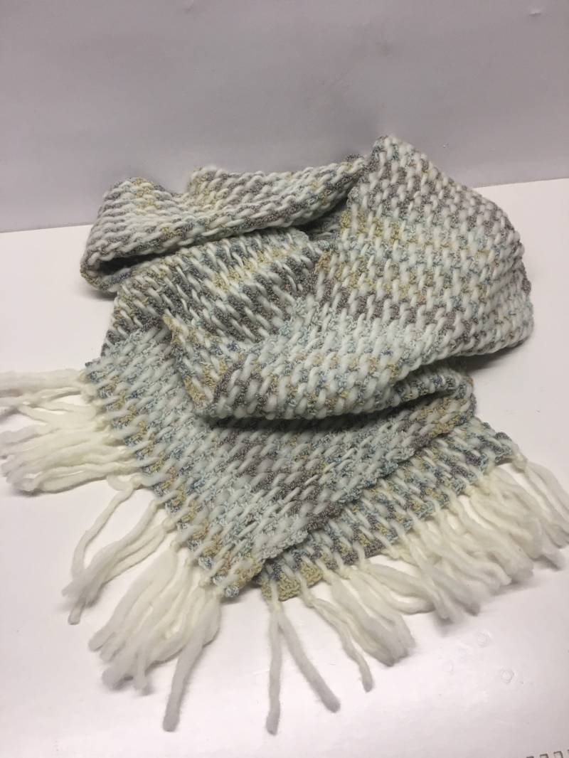 Schal, Handgewebt, 50 % Wolle Und Baumwolle, Länge 210 cm, Breite 21 Pastellfarben, Weiß, Unikat von gesuchtgefunden