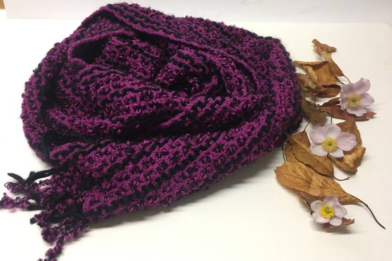 Schal, Handgewebt, Wolle, Kunstfaser, Länge 185 cm, Breite 22 Schwarz Und Lila, Unikat von gesuchtgefunden