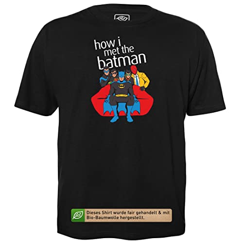 How I met The Batman - Herren T-Shirt für Geeks mit Spruch Motiv aus Bio-Baumwolle Kurzarm Rundhals Ausschnitt, Größe L von getDigital