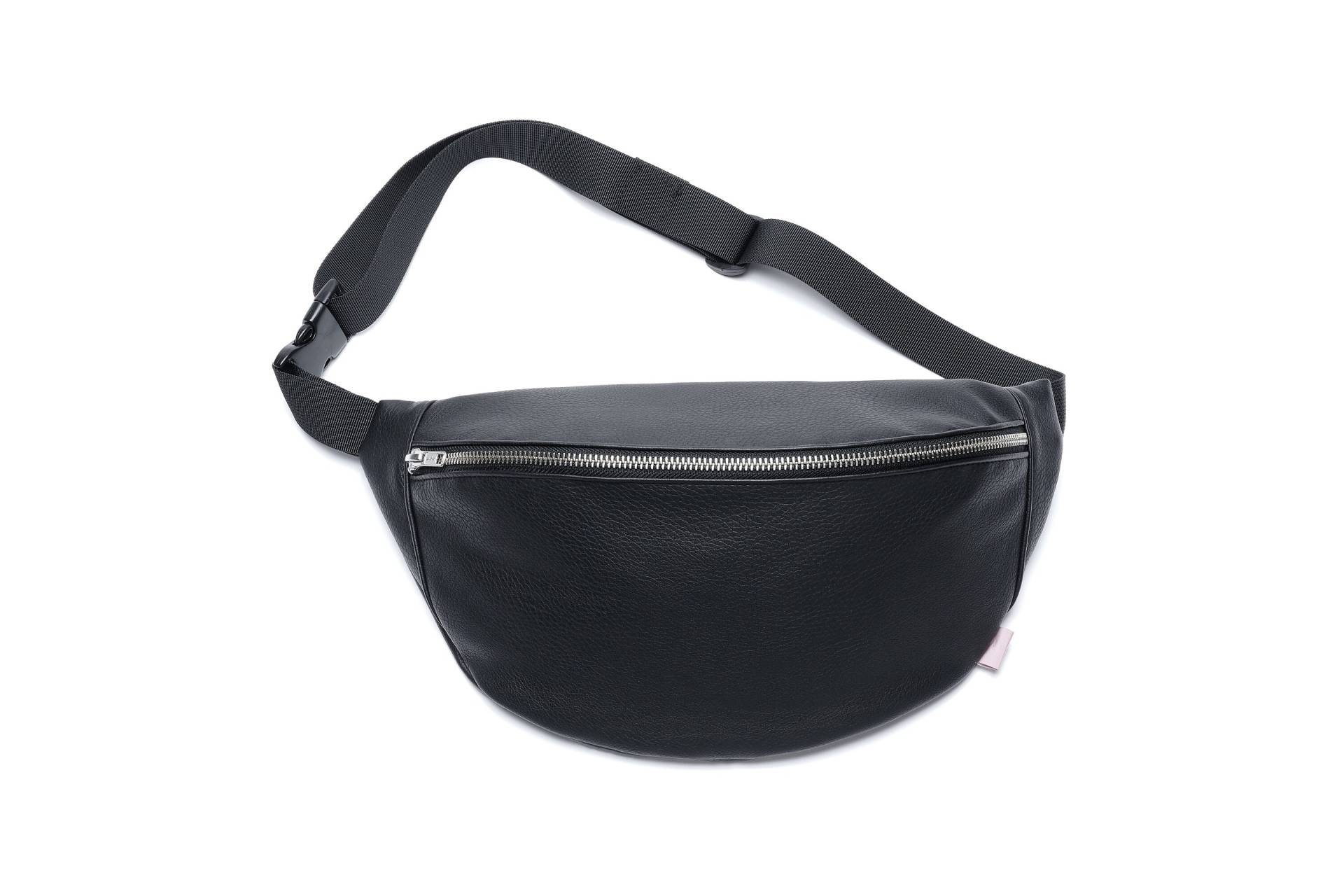 Große Bauchtasche Aus Veganem Leder Große Bauchtasche Aus Veganem Leder von getfinster