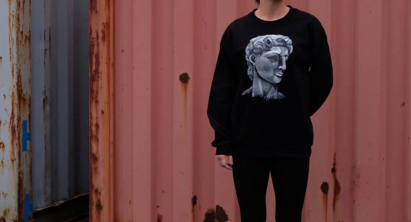 Eines Von Einem Kind Hand Bemalt Crewneck Eines Von Einem Kind Hand Bemalt Crewneck von getvintagethreads