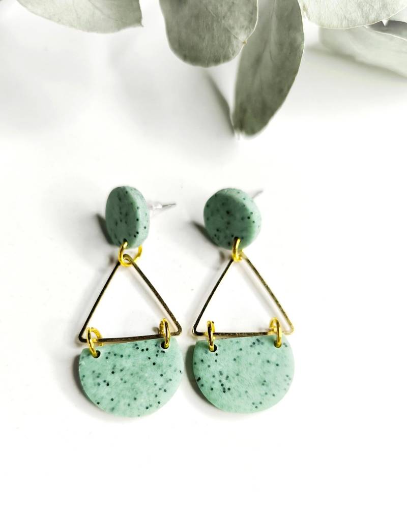 Statement Ohrringe/Türkis, Steinoptik Mit Goldenen Elementen /Handgemacht Aus Polymer Clay von gewerkeltes