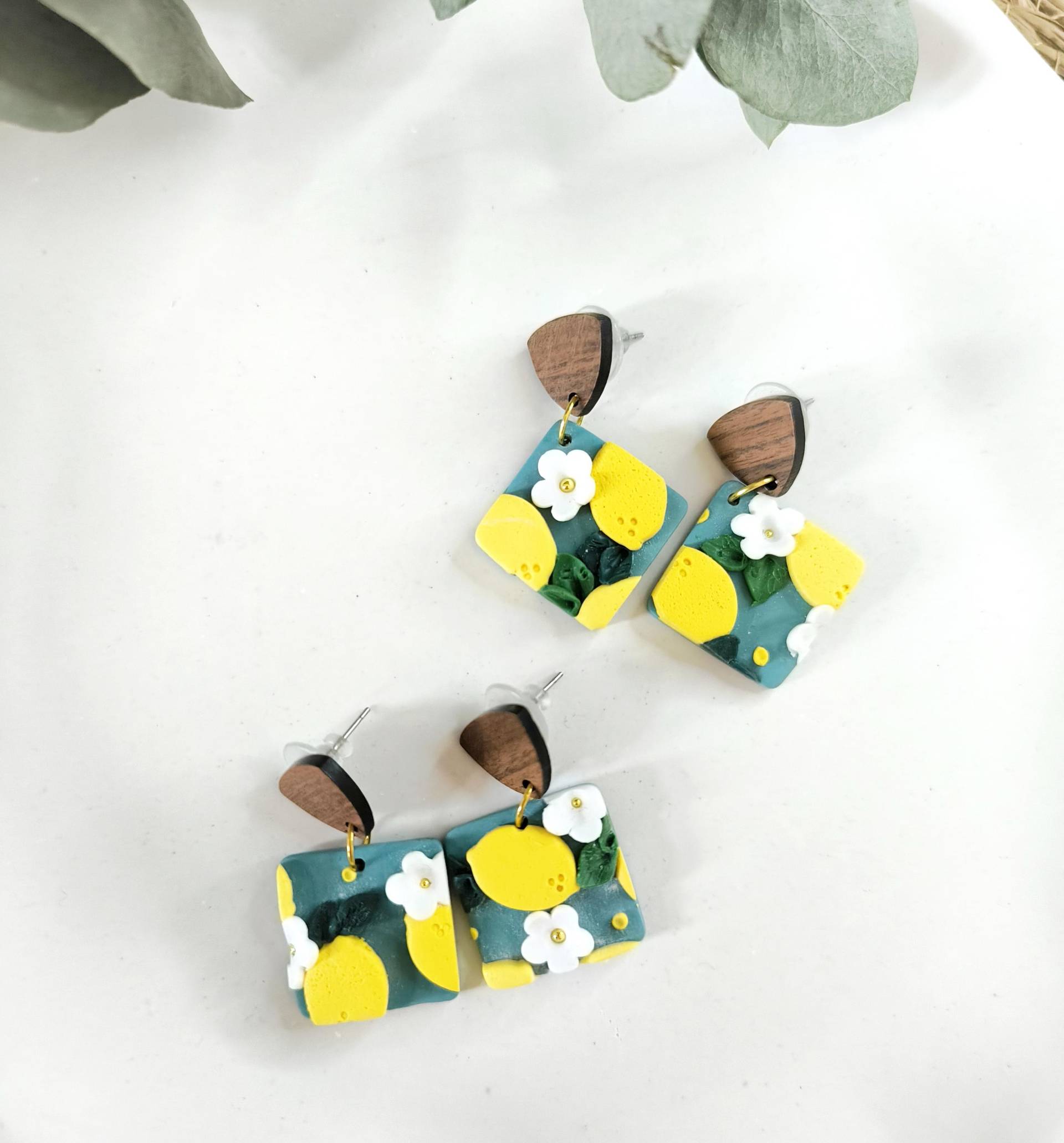 statement-Ohrringe Mit Zitronen/Sommerliche Ohrringe Holzohrsteckern Handgemacht Aus Polymer Clay 2 Varianten von gewerkeltes