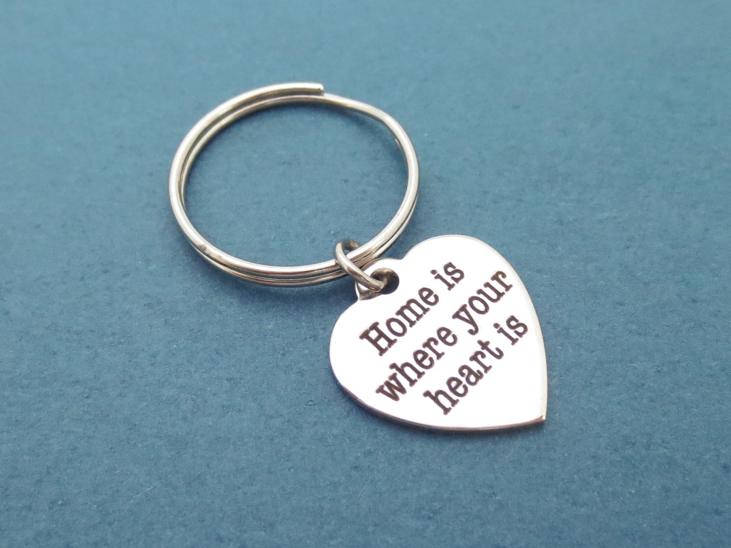 Home Is Where Your Heart Is, Süß, Zuhause, Herz, Schlüsselanhänger, Schlüsselbund, Liebe, Geschenk, Schmuck, Accessoire von giftkeyringshop